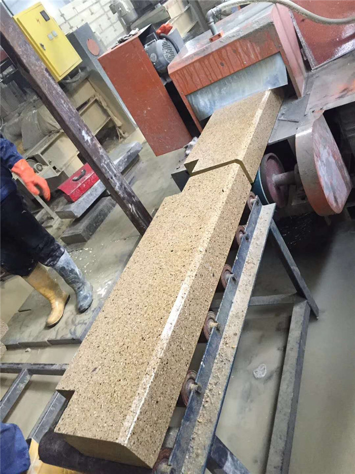 ��ʯ��·��ʯ